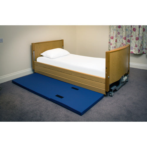 Folding Fall Out Crash Mat image 0